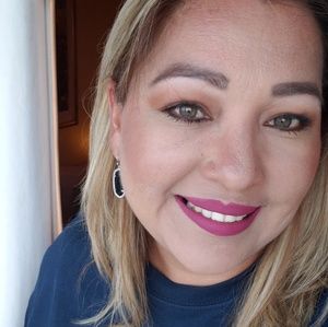 Meet your Posher, Diana